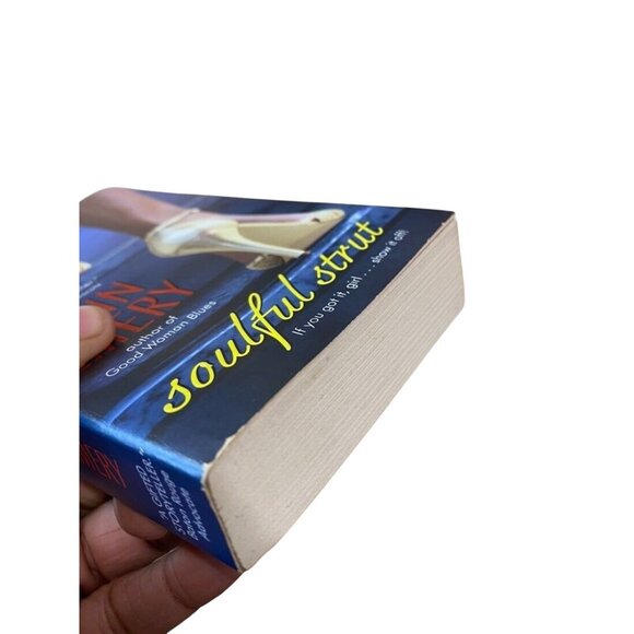 Soulful Strut By Lynn Emery 2006 Paperback Fiction Romance Multicultural - Picture 8 of 9